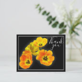 Vier gele Oranje Tulps zwarte achtergrond Hartelij Briefkaart (Staand voorkant)