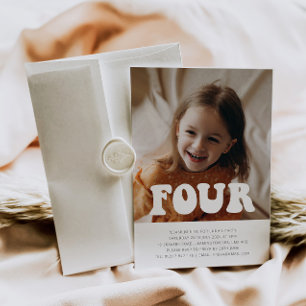 Vier - Groovy Foto Verjaardag Uitnodiging