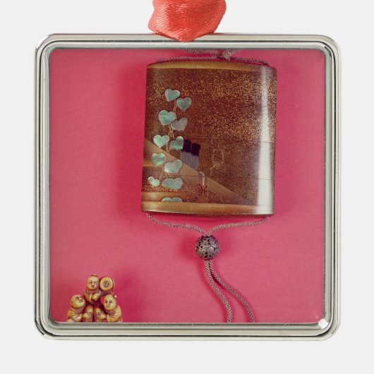 Vier hoesjes binnenste metalen ornament (Voorkant)