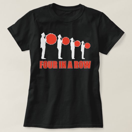 Vier in een rij Funny Drumline Band Musicia T-shirt (Design voorkant)