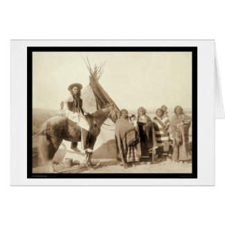 Vier Indische Lakota-vrouwen voor Tipi SD 1891