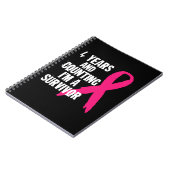 Vier jaar en ik ben een overlevende borstkanker notitieboek (Linkerzijde)