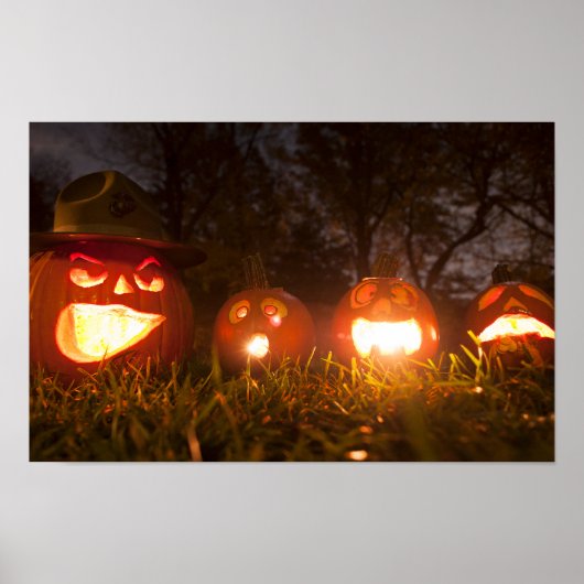 Vier Jack-o'-Lanterns met Halloween Poster (Voorkant)
