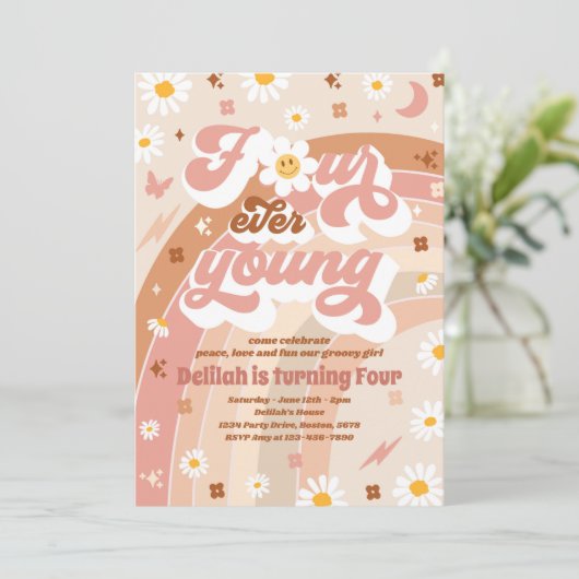 Vier jonge Groovy-regenboog op de vierde verjaarda Kaart (Staand voorkant)