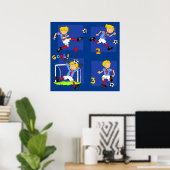 Vier jongens die Soccer spelen Poster (Thuiskantoor)