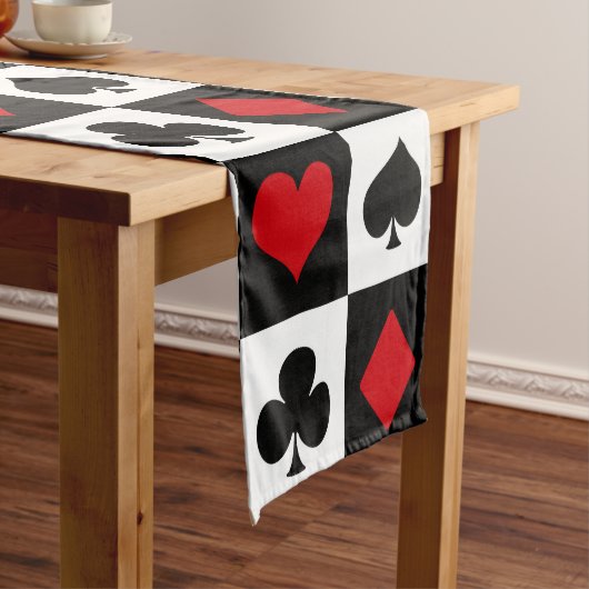 Vier kaartpakken korte tafelloper (Voorbeeld)