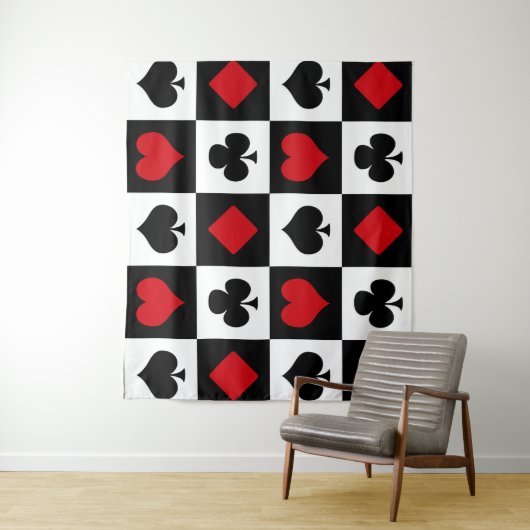 Vier kaartpakken wandkleed (In situ)