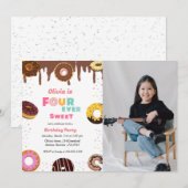 Vier keer zoete verjaardag, liefje 4e donut thema kaart (Voorkant / Achterkant)