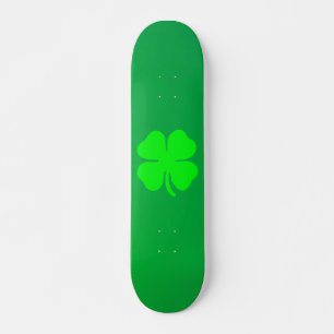 Vier lederen skateboard