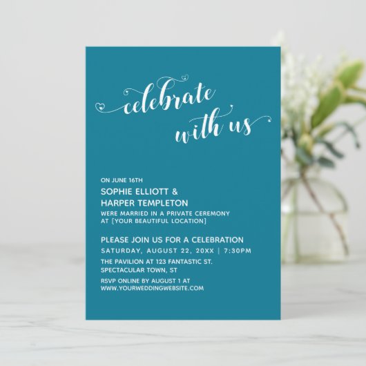 Vier met Ons Hartjes Script Teal Ontvangst Kaart (Staand voorkant)