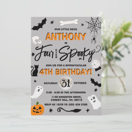 Vier ooit. 4e verjaardag van Halloween Kaart (Staand voorkant)