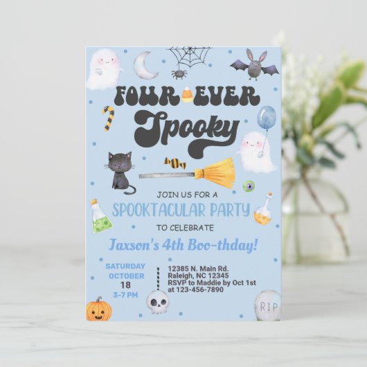 vier-ooit spooky Halloween jongen 4e verjaardag ui Kaart (Staand voorkant)