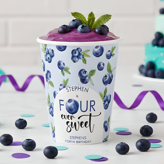 Vier ooit zoete blauwe bessen kinderen verjaardag papieren bekers