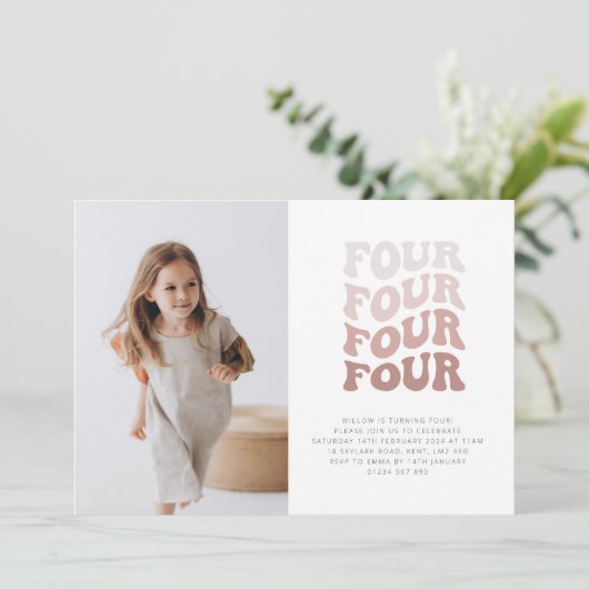 Vier Retro Blush Landschapsfoto Uitnodiging (Staand voorkant)