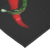 Vier rode Chilies 60x84 tccnm Tafelkleed (Gekanteld)