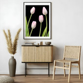Vier roze tulpen op zwart foto afdruk