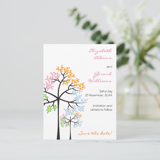 Vier seizoenbomen bos die de datum redden aankondigingskaart (Staand voorkant)