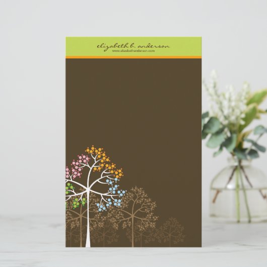 Vier seizoenbomen op bruine-briefkaartjes briefpapier (Staand voorkant)