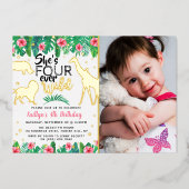 Vier Wilde Oerwouden meisjes vierde verjaardag fot Folie Uitnodiging (Voorkant)