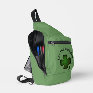 Vierbladige Klaver Laat de Ieren Uit op Groene Aan Sling Bag