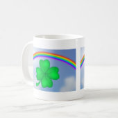 Vierblättriges Kleeblatt mit Regenbogen Koffiemok (Voorkant links)
