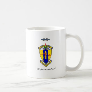 Vierde Cavalry Crest met motto en CIB Koffiemok