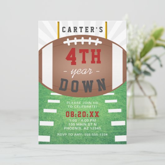 Vierde jaar onderaan thema Football 4e verjaardag Kaart (Staand voorkant)