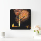 Vierde juli, de Vertoning van het Vuurwerk, Veldli Vierkante Klok (Huis)