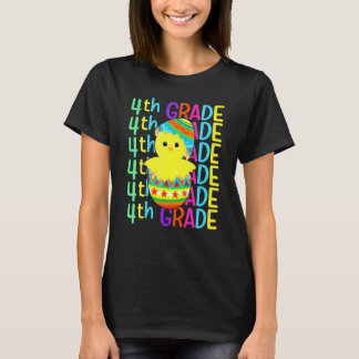 Vierde klas kip kraakt het ei paasdag jongen t-shirt