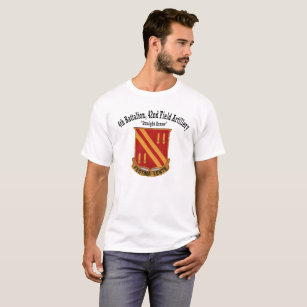 Vierde slagerij, 42e artillerie "Pijl-recht" T-shirt