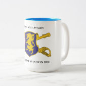 VIERDE SQUADRON 6E CAVALRY 16E COMBAT AVIATION BDE TWEEKLEURIGE KOFFIEMOK (Voorkant rechts)