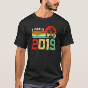 Vierde verjaardag  2019 Retro Boy Girl 4 jaar O T-shirt