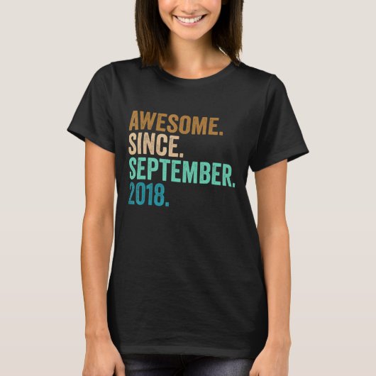 Vierde verjaardag 4 jaar Geweldige sinds september T-shirt (Voorkant)