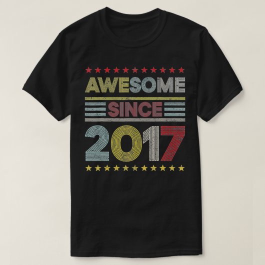 Vierde verjaardag Geweldige decoraties sinds 2017  T-shirt (Design voorkant)
