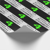 Vierde verjaardag - Nerdy / Geeky Style "4" en Naa Cadeaupapier (Hoek)