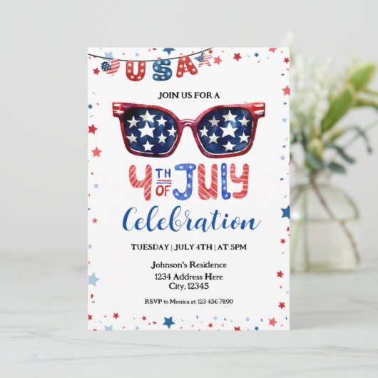 Vierde verjaardag van de feestdag van juli kaart (Staand voorkant)