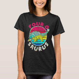Vierde verjaardag vier van Saurus i Ankylosaurus i T-shirt