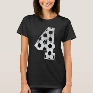 Vierde verjaardag vierde 4 jaar oude voetbaljongen t-shirt