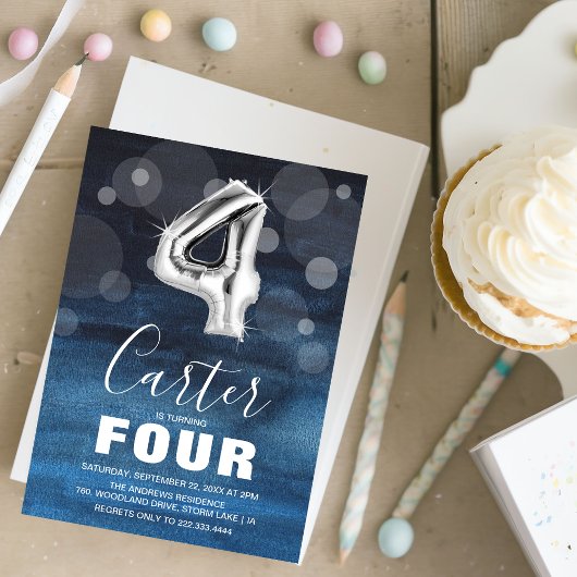 Vierde verjaardag Zilveren ballon | Blauwe Partij Kaart