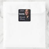 VIEREN EN STEMMEN OP KAMALA HARRIS VIERKANTE STICKER (Tas)