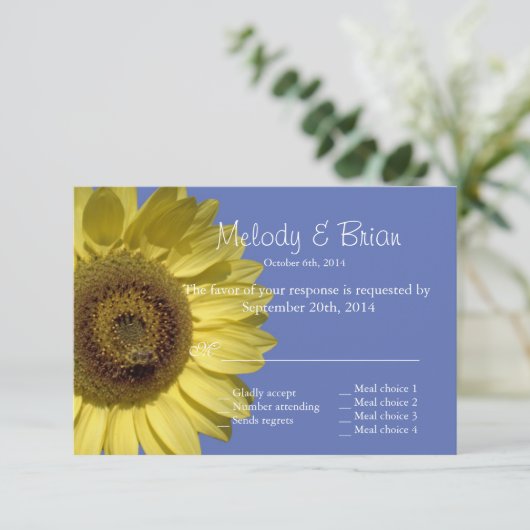 Viering met zonnebloemen. Zomer RSVP bruiloft (Staand voorkant)