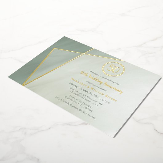 viering van 50e verjaardag grayed jade met goud folie uitnodiging (Gedraaid)