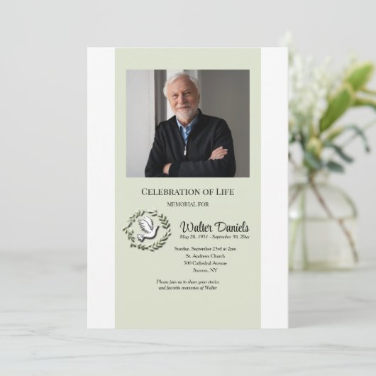 Viering van het leven Dove foto uitnodiging (Staand voorkant)