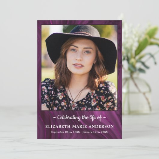 Viering van het leven Foto Paarse marmer Funeral Programmakaart (Staand voorkant)