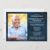 Viering van het leven moderne begrafenisblauwe mar kaart (Voorkant)