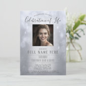 Viering van het leven - Silver Memorial Invitation Kaart (Staand voorkant)