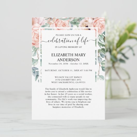 Viering van het Leven Uitvaart Memorial Pink Blush Kaart (Staand voorkant)