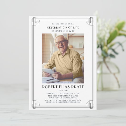 Viering van Life Funeral Black White Photo Kaart (Staand voorkant)