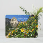 Viering van Life Invitation, bloemen met foto Kaart (Staand voorkant)