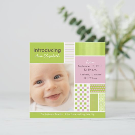 Vierkant patchwork limoenontwerp geboorteaankondig aankondiging (Staand voorkant)